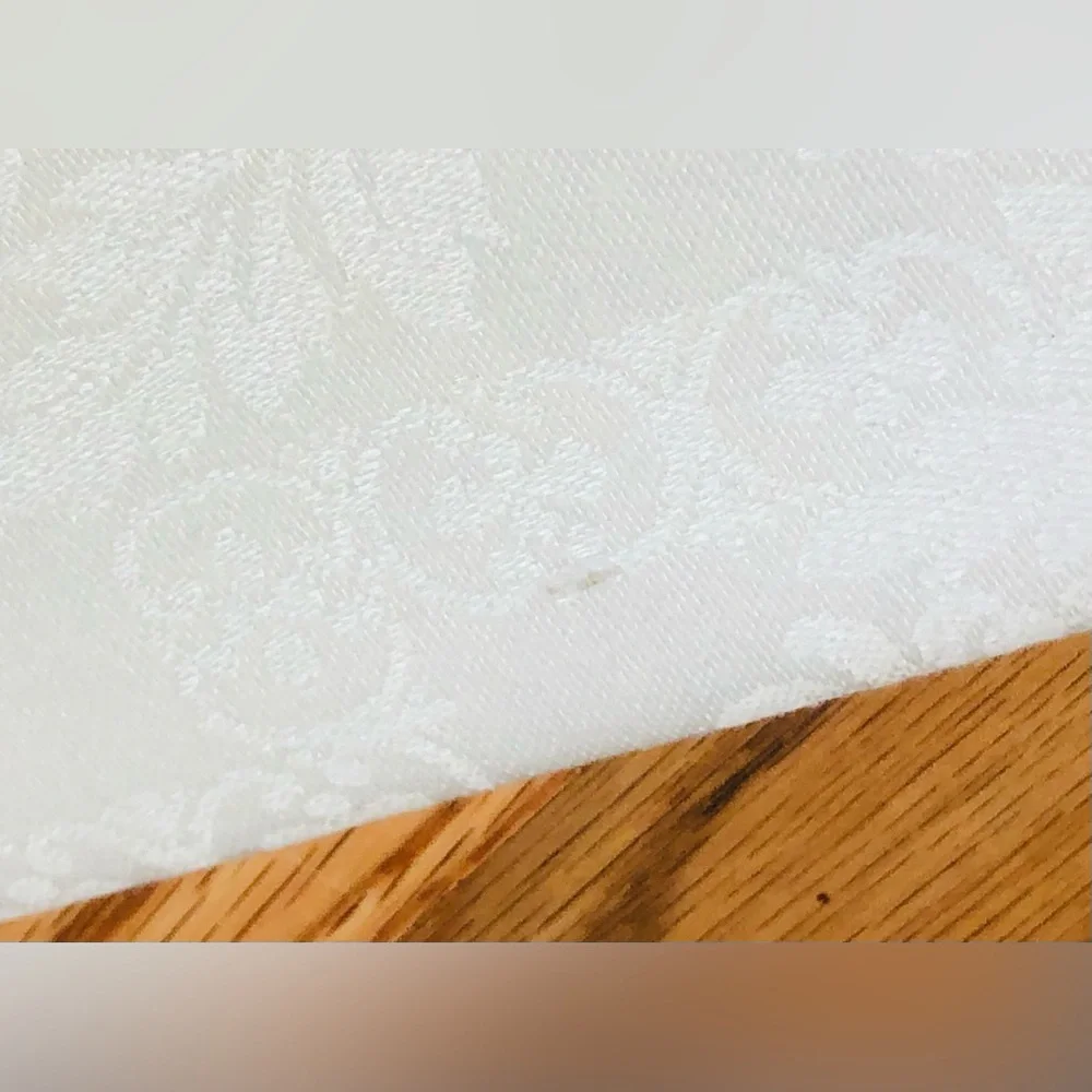 NEW 12 All Pure Irish Linen Dinner Napkins White Regal Crown Damask Floral 22